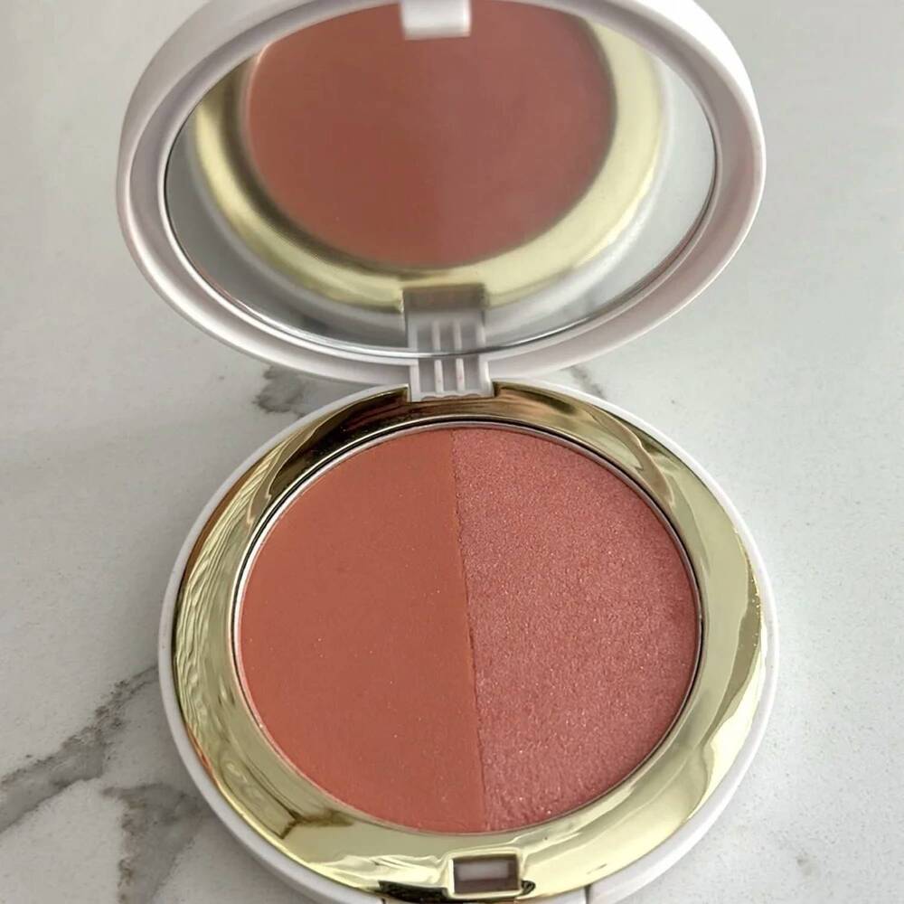 NEW GIGI GORGEOUS only blush duo in pink dewy glow
